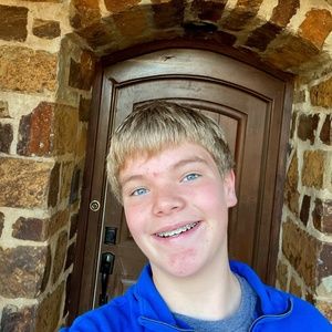 Meet your Posher, Carson